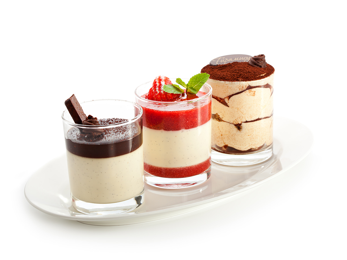 henkelmann-gastronomie-bilder-content-dessert-drei-im-glas-166559867.jpg