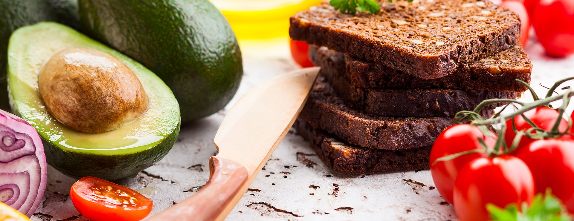 henkelmann-gastronomie-stage-restaurant-gemuese-und-schwarzbrot-frisch-204632145.jpg
